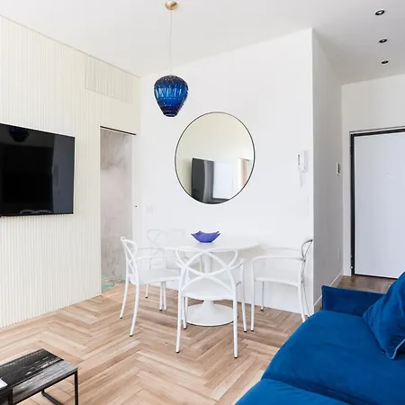 Yls Luxury 2 Apartment