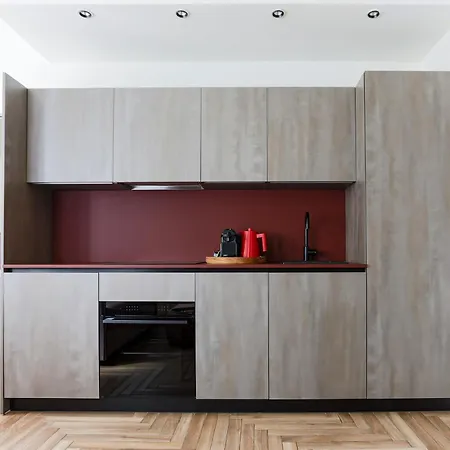 Yls Luxury 2 Apartman *