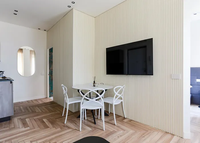 Yls Luxury 2